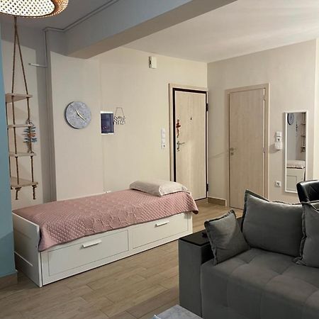 Vicky'S Studio Пирей Экстерьер фото